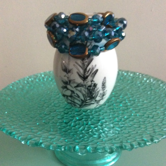 Aurora Borealis & Gold Bead  Stretch Bracelet NWOT - Picture 4 of 8